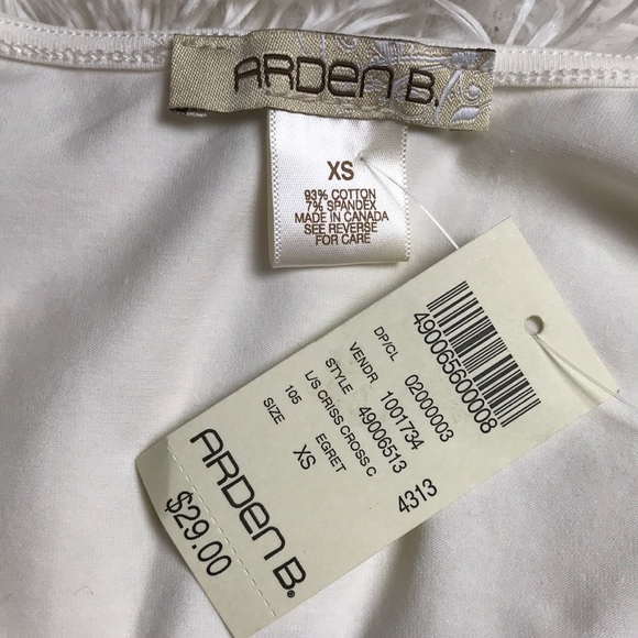 🎉Sale🎊 Arden B. Crop Top - Picture 13 of 14
